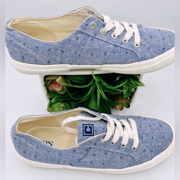 🌺Chaps Caelyn Women’s Fashion Sneakers🌸🌺 - Picture 3 of 12
